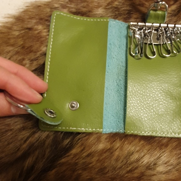 Key Case - Picture 3 of 5